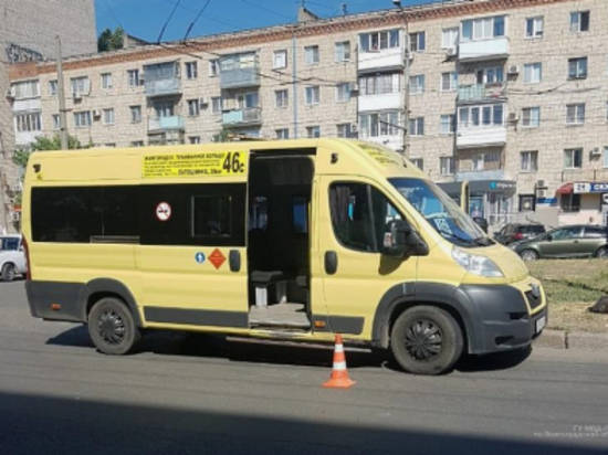 В Краснооктябрьском районе водитель маршрутки сбил 52-летнюю женщину