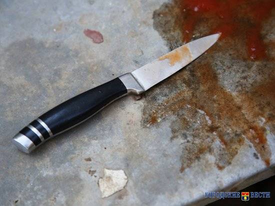 Волжанин зарезал ножом напарника, заступаясь за честь женыУбийство