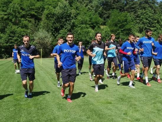 Футболисты «Ротора» продолжают подготовку к сезону в Словении