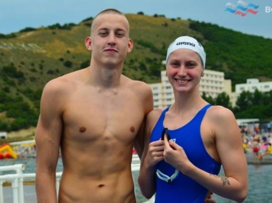 Волгоградские пловцы на открытой воде выиграли этап Кубка России