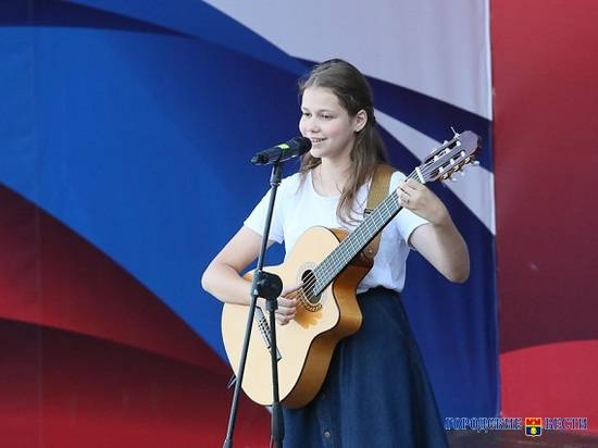 Более 30 талантливых волгоградцев хотят поздравить город с 430-летием