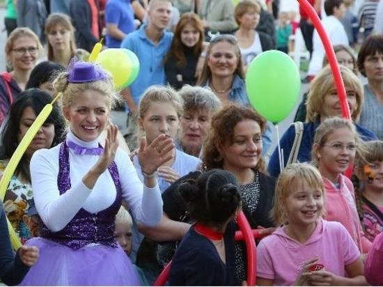 На конкурс «Уличный артист» активнее всех подают заявки жители Кировского района