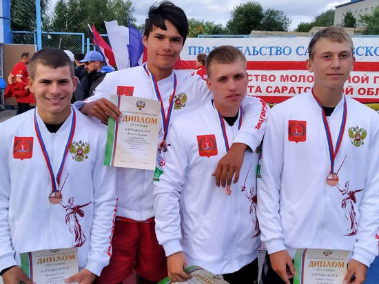Волгоградские байдарочники привезли 4 медали с юниорского первенства страны