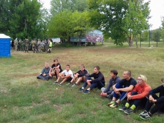 В Волгоградской области спасатели проводят профилактические мероприятия с детьми в оздоровительных лагерях
