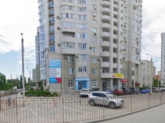 В Волгограде у дверей шахматной школы обнаружили подозрительный предмет, похожий на бомбу