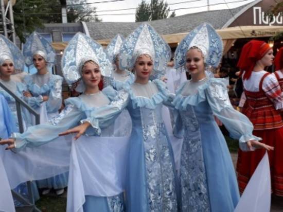 Волгоградцы приняли участие в фестивале народного творчества в Астрахани