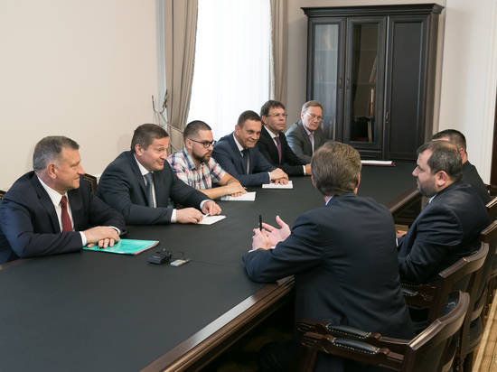 Андрей Бочаров обсудил развитие волгоградского аэропорта с руководством «Туркиш Эйрлайнз»