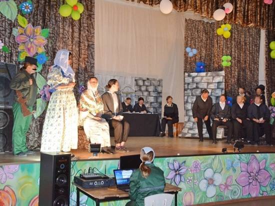 В Волгоградской области в женской исправительной колонии поставили спектакль по Льву Толстому
