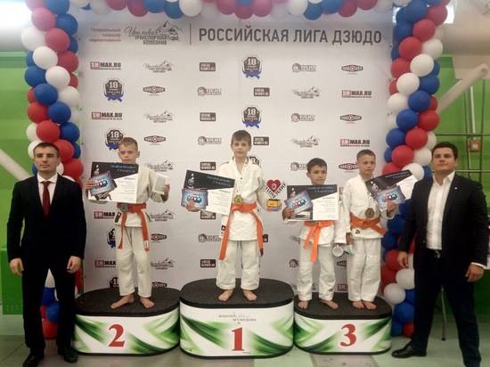 Юные волгоградские спортсмены успешно выступили в Российской лиге дзюдо