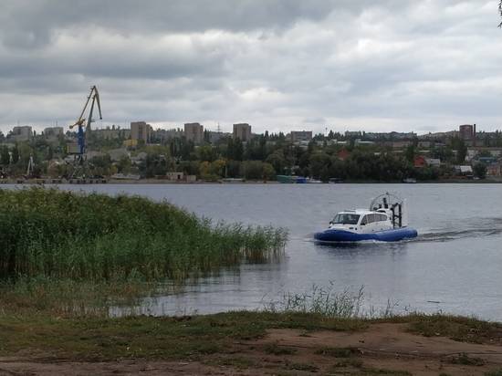 В Камышине спасатели получили новый катер на воздушной подушке