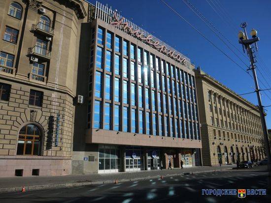 В волгоградском ЦУМе отремонтируют четвёртый этажцум универмаг реконструкция торговля