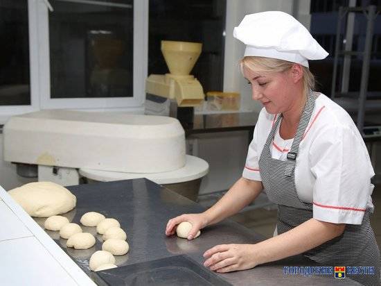 В Волгограде самыми востребованными профессиями оказались пекари, грузчики и курьеры