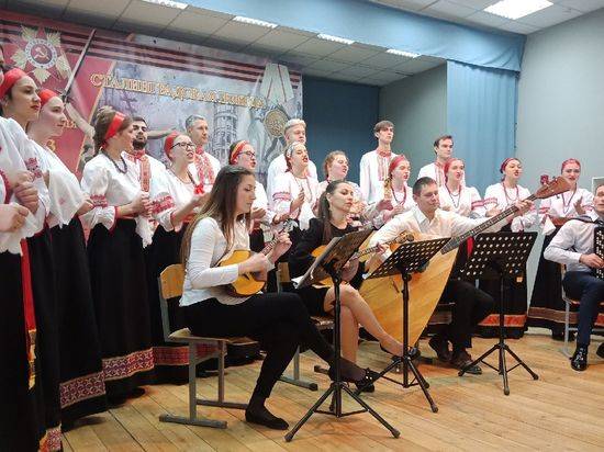 Творческие коллективы ВГИИКа сыграли для ветеранов и детей Сталинграда