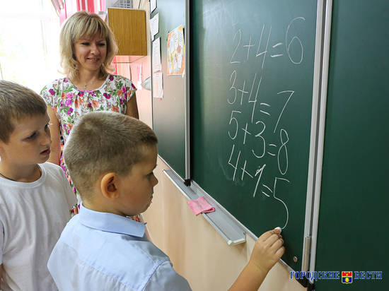 Под Волгоградом завершают строительство школы на 500 мест