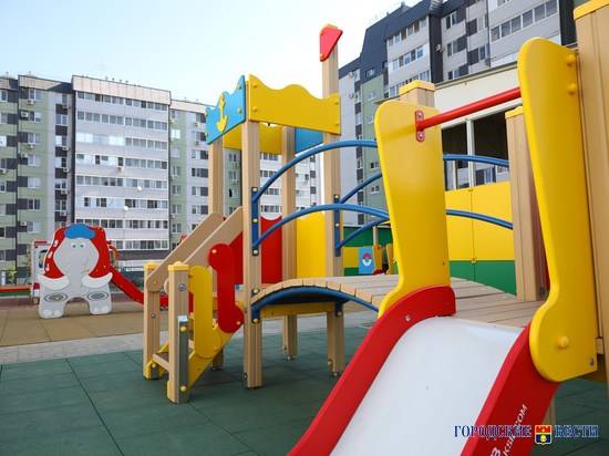 В Волгограде студентов научили создавать детские игровые зоны