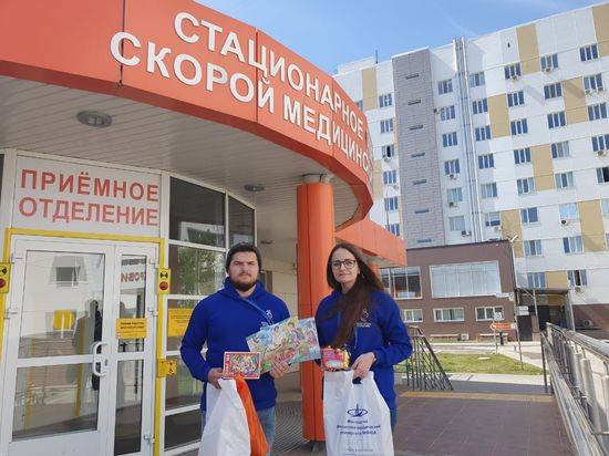 Волонтеры культуры в Волгограде поддержали маленьких пациентов