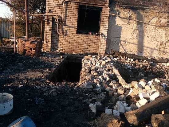 В Волгоградской области у многодетной матери сгорел дом