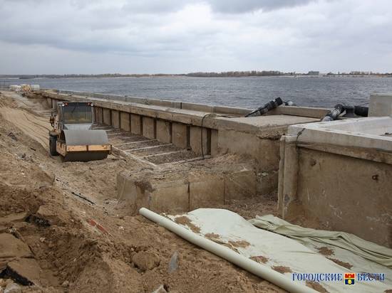 В Волгограде начали строительство пешеходного моста через Нулевую продольную