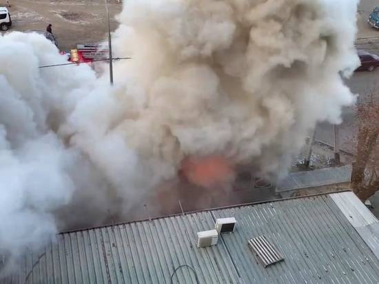 Пожарные за 13 минут потушили шашлычную в Волгограде
