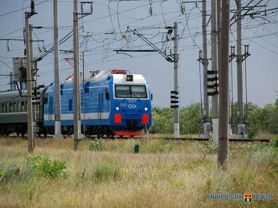 28 декабря под Волгоградом закроют железнодорожный переезд