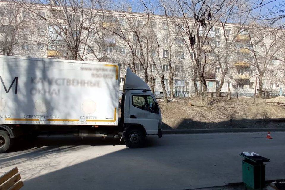 В центре Волгограда грузовик раздавил 82-летнюю женщину