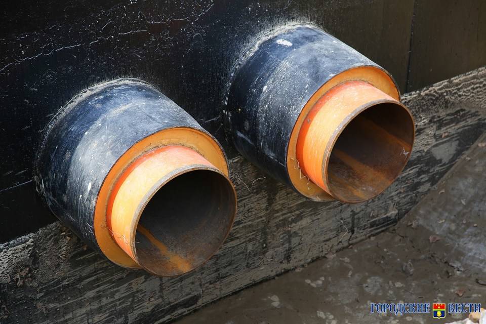 Под Волгоградом чиновников обязали заменить латаный 15 раз водопровод