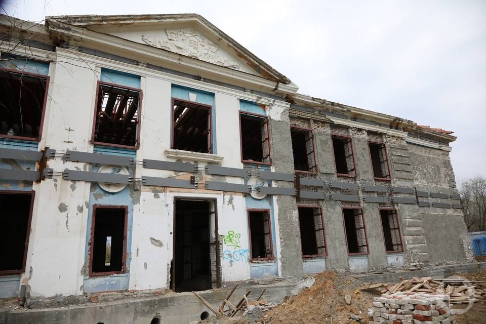 Мэрия Волгограда объявила новые торги на реконструкцию школы № 36