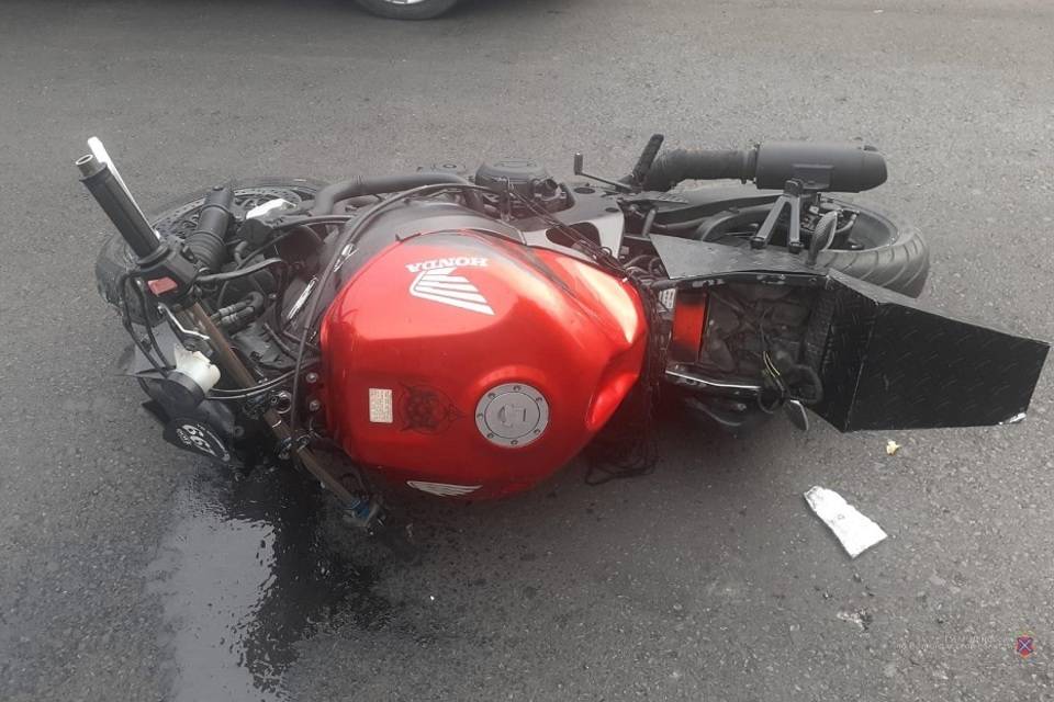 За воскресный вечер под Волгоградом двое мотоциклистов пострадали в ДТП