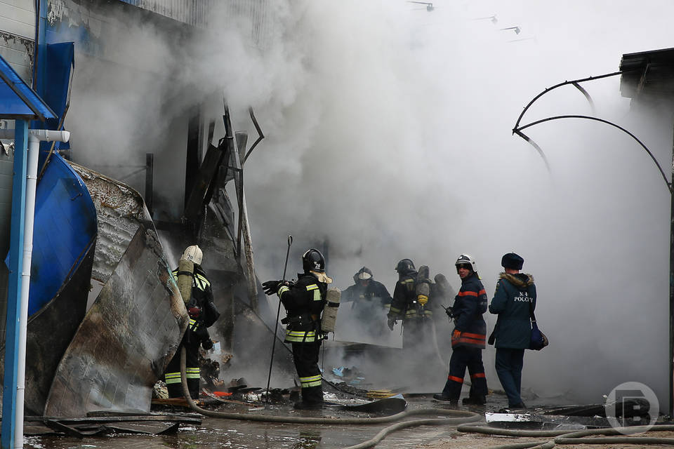 В Волгограде во время пожара погибли мать и сын