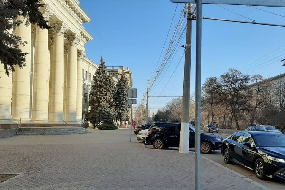 Власти Волгоградской области «заморозят» повышение коэффициента-дефлятора для иностранцев