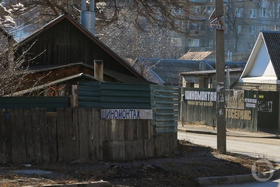 Власти Волгограда разрешили вопрос с шиномонтажкой на Спартановке