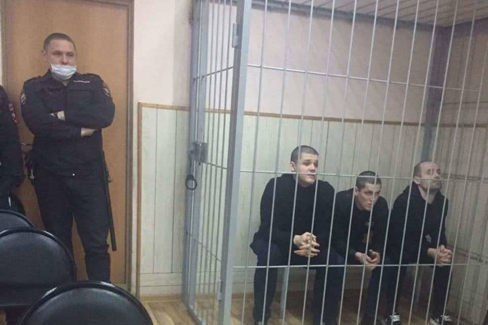 В Волгограде банда лжесиловиков держала в страхе наркоторговцев