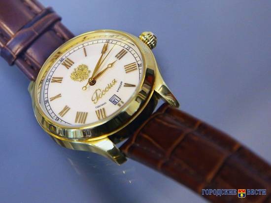 В Волгограде студент купил за 8000 рублей несуществующие часы