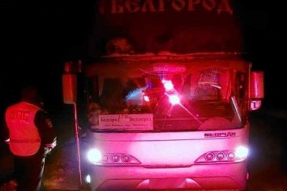 Автобус с пассажирами из Волгограда застрял под Воронежем