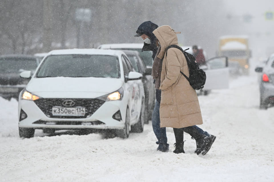 Ничего неординарного: общественник о снеге и пробках в Волгограде