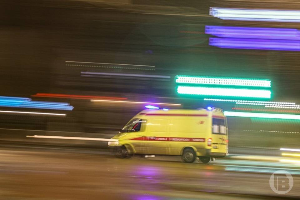 После ДТП с машиной без водителя 72-летняя волгоградка попала в больницу