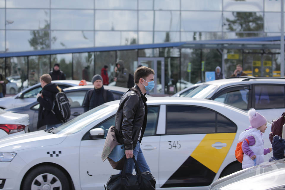 Волгоградский аэропорт вернулся к штатному режиму работы