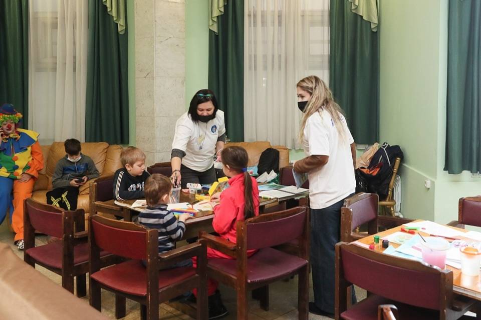 В Волгоградской области при колледжах открыты 29 пукнтов сбора гуманитарной помощи
