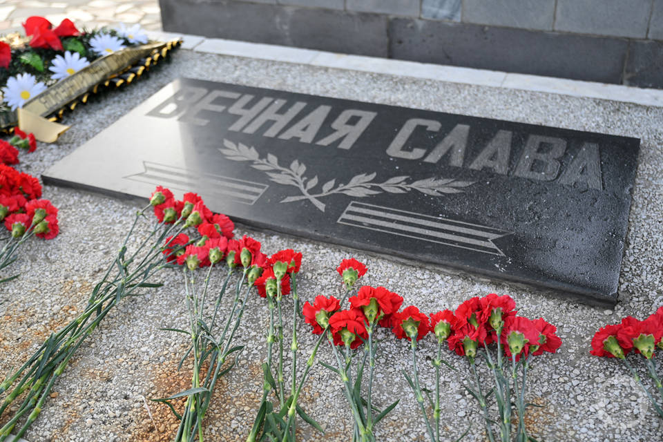 В Волгограде отреставрируют братскую могилу на проспекте Металлургов