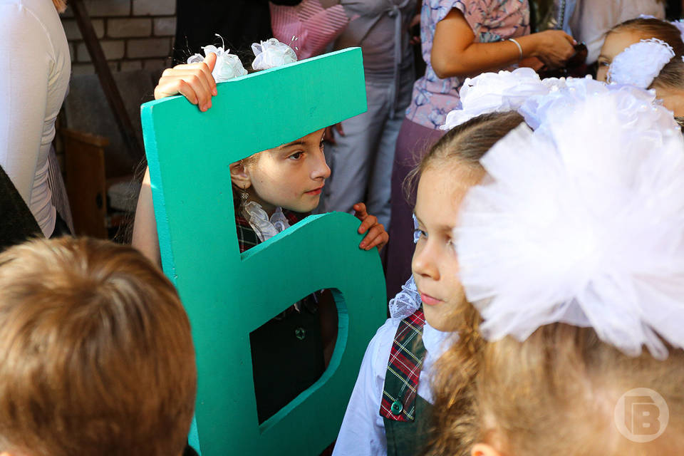 В волгоградских школах 1 сентября отметят без масок и ограничений