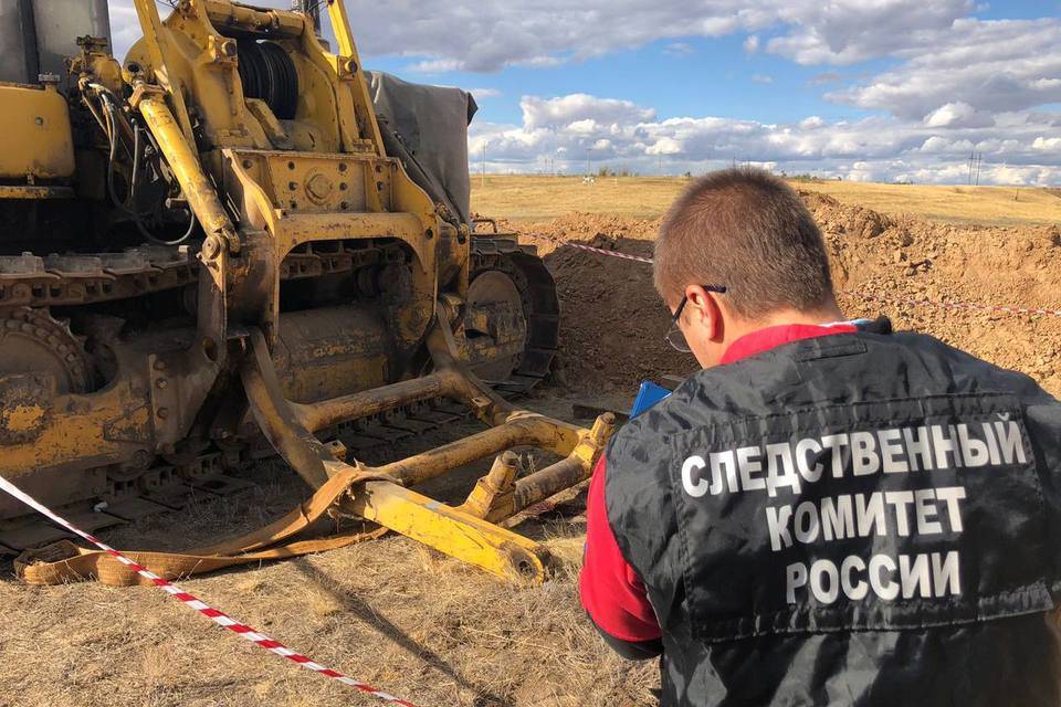 В Волгоградской области рабочий погиб от удара упавшей на него трубы