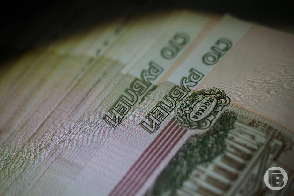 В Волгограде доверчивая пенсионерка отдала лжеполицейскому 200 тысяч рублей
