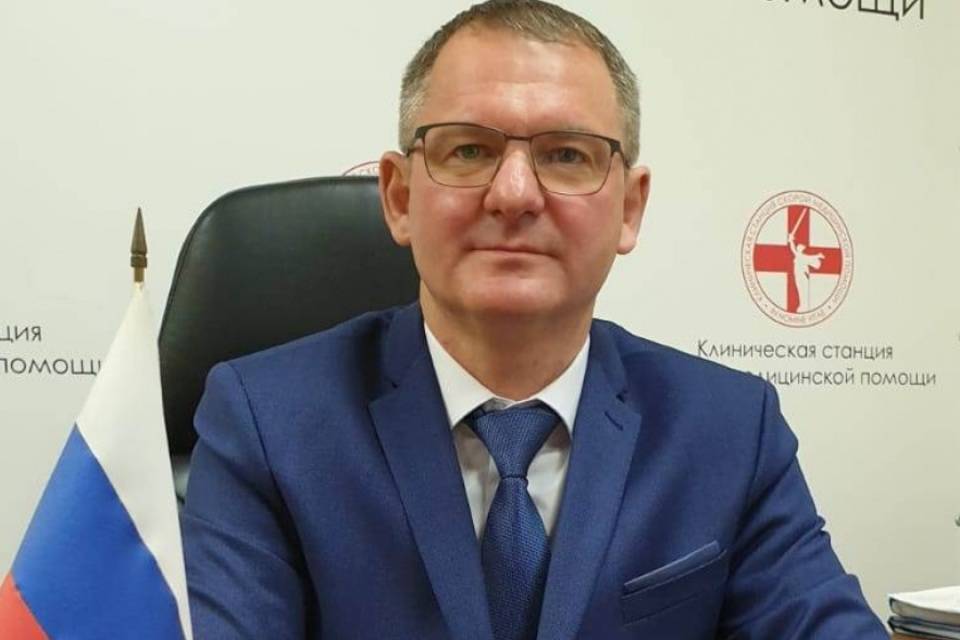 Главным врачом клинической станции скорой медицинской помощи стал Денис Козлов