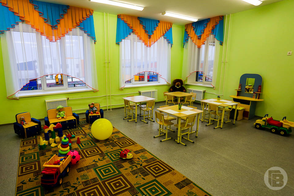 Семьи беженцев в Волгограде освободили от платы за детский садик