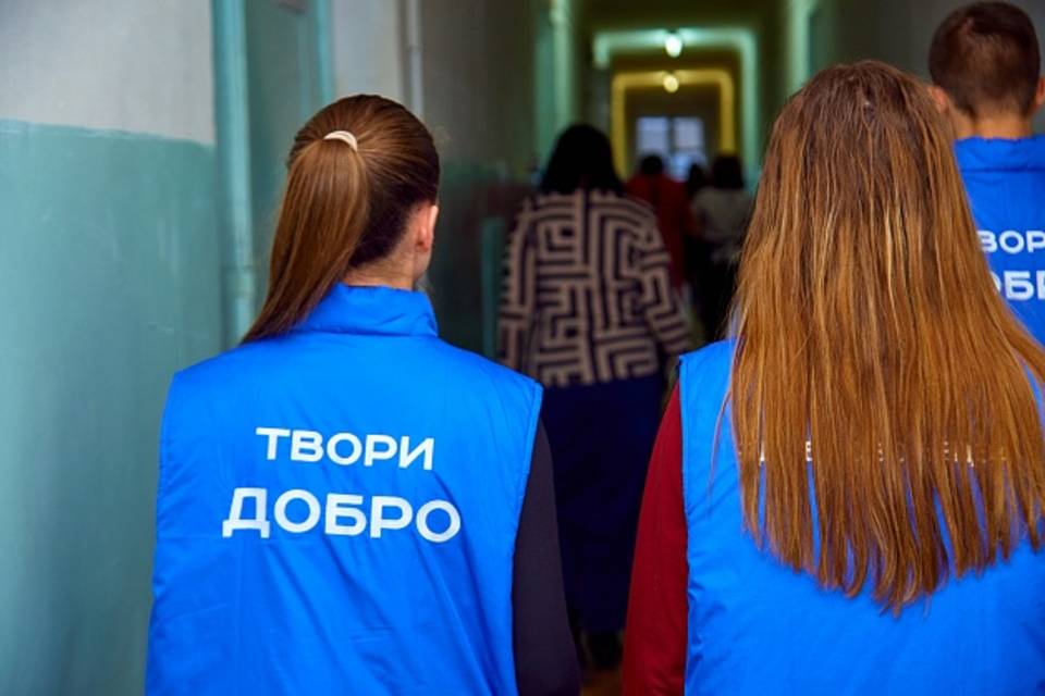 Четыре тысячи волонтеров помогают семьям мобилизованных в Волгоградской области