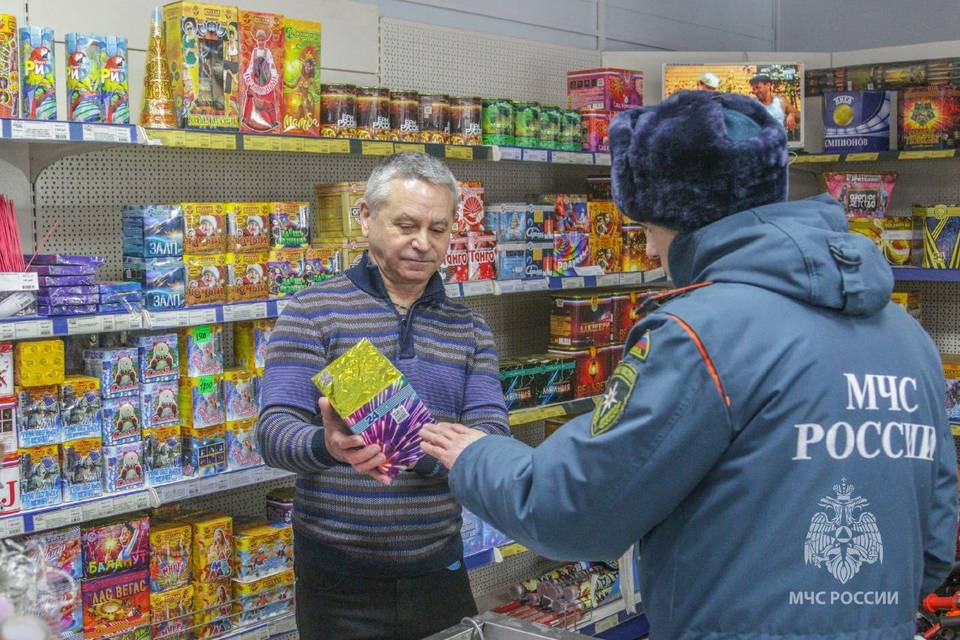 В Волгограде проверяют места продажи пиротехники