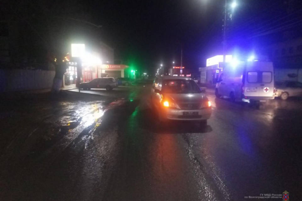 Подросток попал под колеса иномарки в Волгоградской области