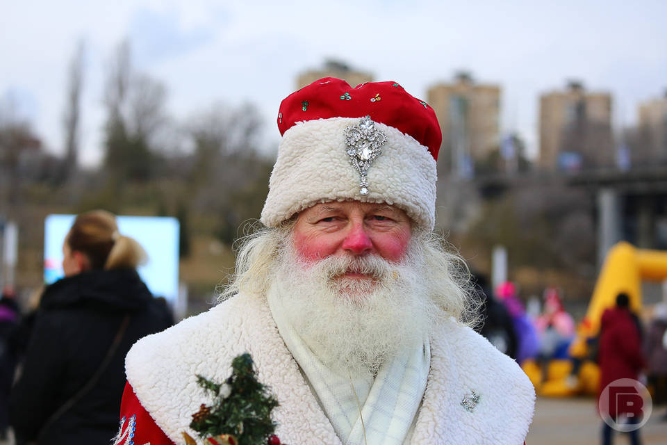 Под Волгоградом Деды Морозы устроят флешмоб на катке на выходных