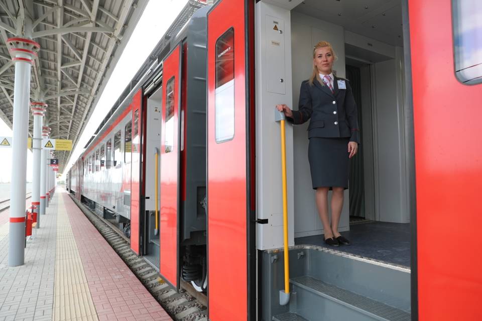 Пригородные поезда в Волгоградской области будут курсировать по расписанию выходного дня 23 и 24 февраля