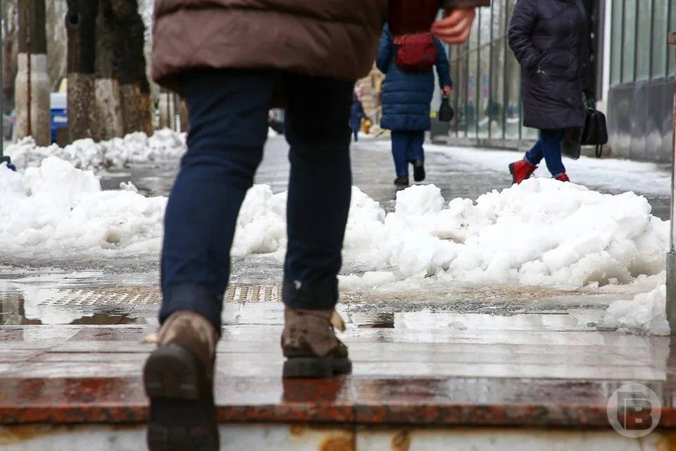 МЧС предупредило о гололеде и снеге в Волгоградской области